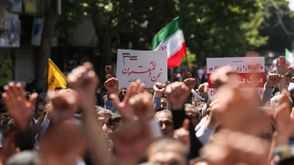شعارات الانتقام رفعت في مسيرات غاضبة بمدن إيرانية- وكالة إيسنا الإيرانية