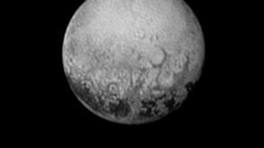 صورة التقطها المسبار نيو هورايزنز للكوكب بلوتو في ساعة مبكرة من 11 تموز/يوليو 2015