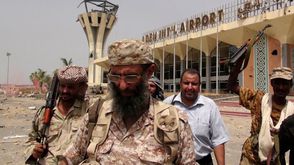 سيطرة المقاومة الشعبية على مطار عدن - أ ف ب