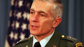 الجنرال المتقاعد ويسلي كلارك، القائد الأعلى السابق لحلف شمال الأطلسي "ناتو"