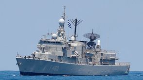 سفينة حربية يونانية- جيتي