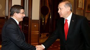 رجب طيب أردوغان يكلف داوود أوغلو بتشكيل حكومة تسيير أعمال ـ الأناضول