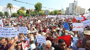 مظاهرة في تونس رفضا لتقرير لجنة الحريات- الأناضول