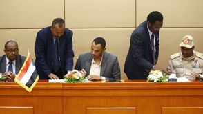 السودان  اتفاق  الإعلان الدستوري  توقيع- جيتي