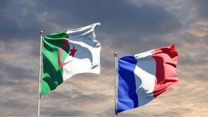 الجزائر وفرنسا.. أعلام  الأناضول