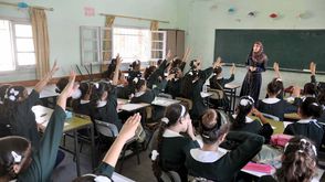 تشنجات وانطوائية وتأتأة .. في مدارس غزة - aa_picture_20140916_3287230_web