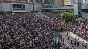 الالاف من النشطاء في هونج كونج يرفضون السياسات الصينية - أ ف ب