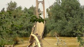 الجسر بعد قصفه من قوات النظام - فيس بوك