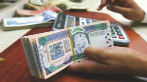 نقود سعودية - أرشيفية