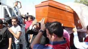 تشييع ودفن الطفل السوري إيلان كردي بعد نقل جثمانه إلى كوباني - aa_picture_20150904_6204236_web