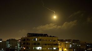 قنابل  ضوئية  الاحتلال  غزة- جيتي