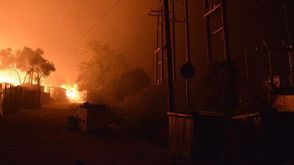 حريق مخيم موريا للاجئين في اليونان- الأناضول