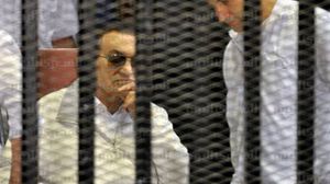 مبارك اثناء  احدى جلسات محاكمته(أرشيفية)- ا ف ب
