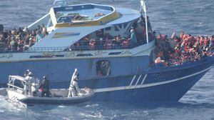 يتدفق المهاجرون غير الشرعيين عبر البحر المتوسط رغم المخاطر الكبيرة - أرشيفية