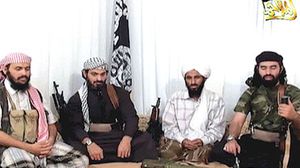 قيادات القاعدة في اليمن بتسجيل مصور بث على اليوتيوب