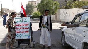 الحوثيون يواصلون نصب نقاط تفتيش في المناطق المسيطر عليها - الأناضول