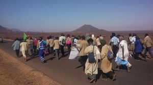مسيرة راجلة لعمال موريتانيين - عربي 21
