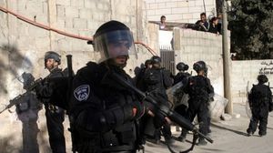 حشود شرطة الاحتلال في محيط الأقصى - أ ف ب