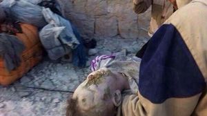 أول ضحايا القصف الدولي كان أحد الأطفال في إدلب - فيس بوك