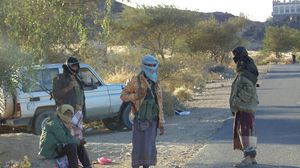 مسلحون قبليون في مدينة رداع وسط اليمن - الأناضول