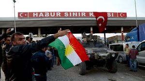 تركيا سمحت لقوات البشمركة الكردية الدخول لكوباني وقتال داعش - أ ف ب