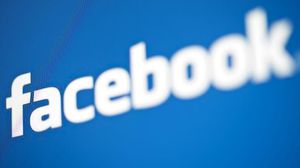 تسجل إيرادات "فيسبوك" من إعلانات الأجهزة المحمولة نموا قويا مؤخرا - أ ف ب