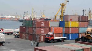  تراجعت الصادرات المصرية 3.9 بالمئة وارتفعت الواردات 4.3 بالمئة خلال شهر آذار/مارس- أرشيفية 