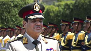 شبهت الصحيفة الجنرال عبد الفتاح  السيسي بـ"فرعون" الذي يريد أن يظهر في شكل ديمقراطي - أرشيفية