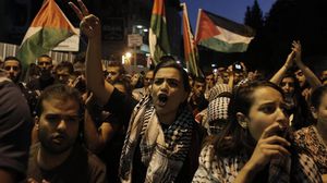 مظاهرة للفلسطينيين في مدينة الناصرة بأراضي 48 الخميس الماضي - أ ف ب