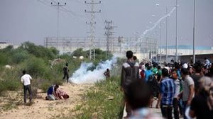 مواجهات بين متظاهرين فلسطينيين وقوات الاحتلال بغزة - أرشيفية