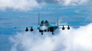 قال ناشطون إن الطائرة التي تم إسقاطها من طراز "سوخوي - 25" - أرشيفية