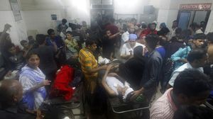 قتل شخصان وجرح العشرات في تفجير مركز شيعي ببنغلادش الأسبوع الماضي- أ ف ب