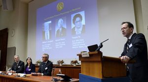 مؤتمر صحفي للجنة نوبل للإعلان عن الفائزين بجائزة نوبل الطب عام 2015 - أ ف ب