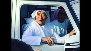 يعتزم جاكي شان تصوير فيلمه القادم في دبي - (الصورة التي تداولها مستخدمو تويتر)