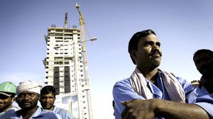آلاف العمال من الهند وباكستان وبنغلادش والفلبين دون مأوى في السعودية- أرشيفية