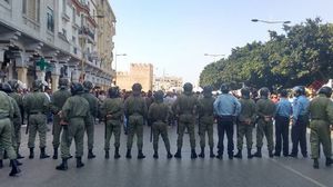 عرفت مسيرة مناهضة لقانون التقاعد بالمغرب لتدخل قوي من قبل رجال الأمن- عربي21