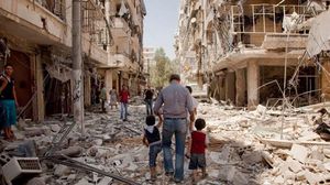 تتعرض حلب لقصف عنيف من الطائرات الروسية - أرشيفية