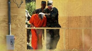 يعارض ترامب الإفراج عن المزيد من سجناء غوانتانامو - أ ف ب