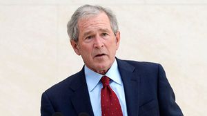 جورج بوش انتقد العودة إلى النزعات الانعزالية في البلاد - أ ف ب
