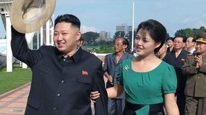 زوجة الزعيم الكوري الشمالي ظهرت على خشبة مسرح تغني لجيش بلادها- أ ف ب