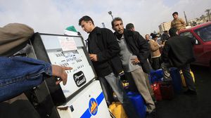 خلال العام المالي الماضي 2016-2017، خفضت مصر دعم الوقود مرتين بنسب متفاوتة في إطار الاتفاق مع صندوق النقد الدولي- جيتي 