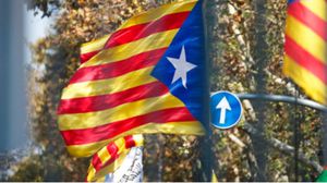 قال وزير خارجية "أوسيتيا الجنوبية" إنه زار برشلونة وافتتح مقرا لتمثيل جمهوريته في حال استقلال كتالونيا- جيتي