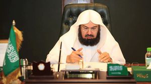 الشيخ عبد الرحمن السديس يعد من رجال الدين الموالين بشدة للحكومة السعودية- رئاسة شؤون الحرمين