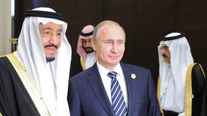 الملك سلمان كشف عن موقفه الجديد بحسب الصحفي الفرنسي خلال زيارته لروسيا- أ ف ب