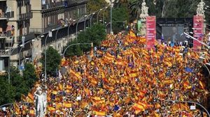 دفعت الأزمة السياسية بنوكا وشركات لنقل مقارها خارج كتالونيا- تويتر