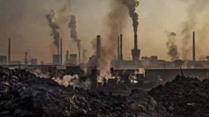 أمام البلدان النامية خيار صعب إما التخلي عن الكربون الرخيص ثم التخلي عن التنمية أو الاستمرار بستخدام الكربون وتهديد الكوكب