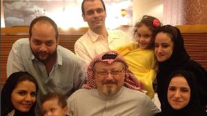 صورة تجمع خاشقجي بأبنائه وأحفاده في السعودية- حسابه الشخصي بإنستغرام