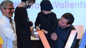 تبرع ميسي ومؤسسته الخيرية بمبلغ 2.6 مليون يورو لبناء مركز لعلاج أورام سرطان الأطفال- فيسبوك