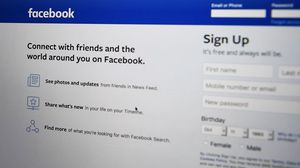 أطلعت فيسبوك باحثين وشركات تكنولوجيا أخرى فضلا عن الحكومتين البريطانية والأمريكية على المعلومات- جيتي