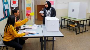 قالت حماس إن "المقاطعة الواسعة لانتخابات بلدية الاحتلال بمدينة القدس، تؤكد تمسك أهلها بعروبتها وإسلامية هويتها"- جيتي